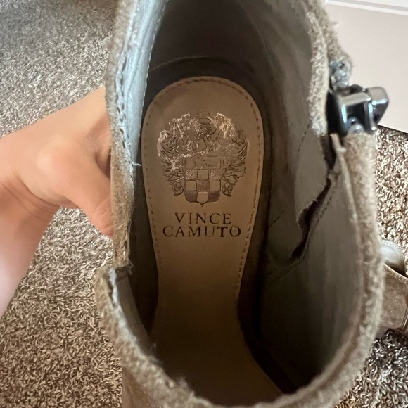 Vince Camuto Healed Booties Open Toe NWOT - Picture 5 of 5